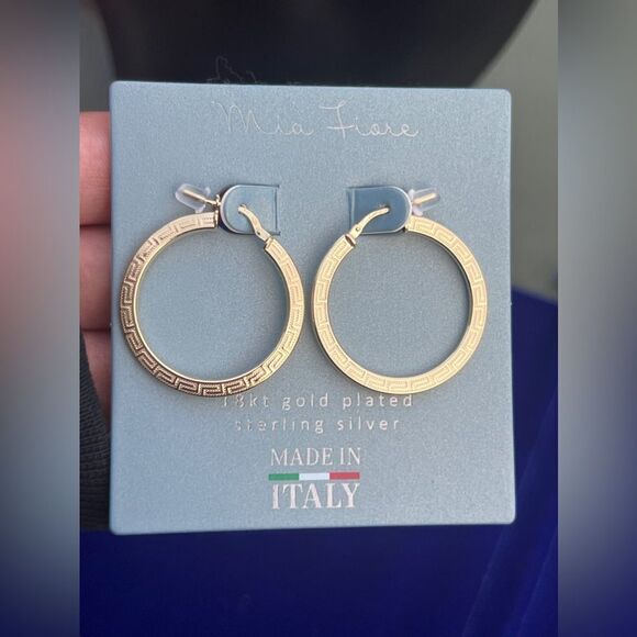 18k Gold Plated Sterling Silver Hoop Earrings - Picture 7 of 7